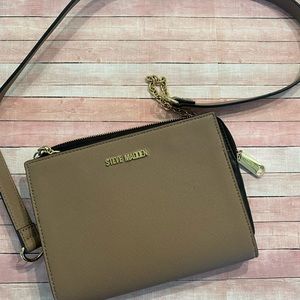 Steve Madden Taupe Crossbody!!! 💛👜